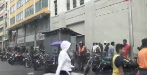 EN VIDEO: Así colectivos motorizados secuestran la sede de la AN luego de orden de Diosdado #15Ene