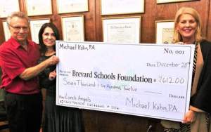 Donantes locales borran miles de deudas de almuerzos escolares a través de la Brevard Schools Foundation