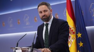 Vox pide al Tribunal Supremo suspender la investidura de Pedro Sánchez