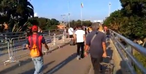 Así se encuentra el paso por el puente internacional Simón Bolívar #29Ene (Video)