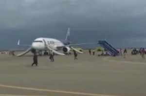 Un avión de pasajeros aterriza de emergencia en Perú por amenaza de bomba (VIDEO)