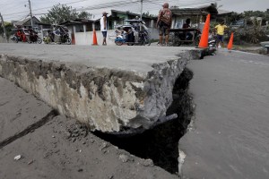 Filipinas mantiene la alerta por el volcán Taal y más de 30.000 desplazados