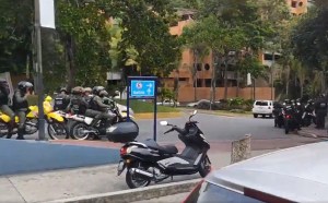 Motocicletas de la GNB rodearon el Anfiteatro de El Hatillo este #15Ene (Video)