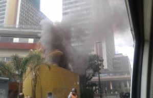 Reportan incendio en el túnel que comunica la Plaza O’Leary con la Avenida Bolívar (Fotos)