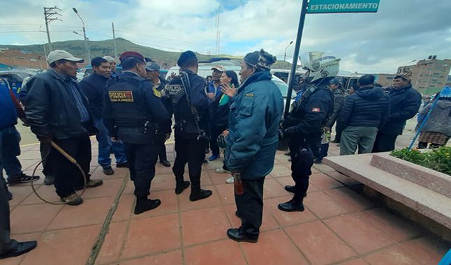 Venezolana se salvó por poco de ser linchada tras intentar robar un celular en Perú