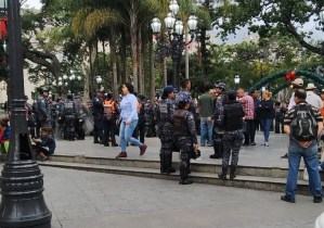 PNB y GNB madrugaron en los alrededores del Palacio Legislativo #15Ene (fotos)