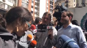 Periodista Gabriela González cuenta cómo fue agredida por los colectivos armados chavistas #15Ene (VIDEO)