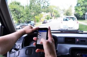 FHP y BSO instan a los conductores a no enviar mensajes de texto mientras manejan