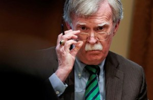 Bolton afirmó que Trump pidió ayuda a China para su reelección