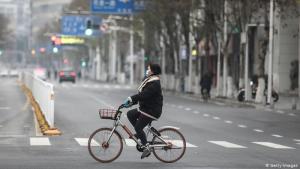 Wuhan, reducida a una ciudad fantasma tras la cuarentena por el coronavirus (VIDEO)
