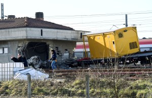 Al menos dos muertos en accidente ferroviario en Italia
