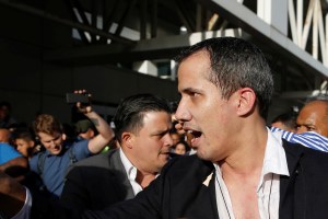 Denuncian que tío de Juan Guaidó tiene más de 15 horas desaparecido #12Feb