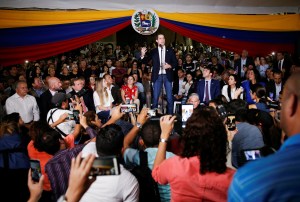 Guaidó convoca a marchar hasta la Asamblea Nacional el #10Mar: Si hay que derribar muros, lo haremos