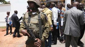 Grupo armado mató a 22 civiles, incluidos niños, en un pueblo de Camerún