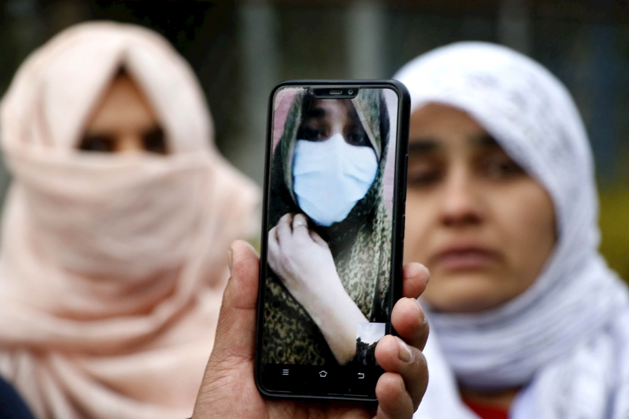 Pakistán cierra su frontera con Irán por los casos de coronavirus