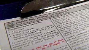 La oficina de elecciones del Condado de Orange ofrece un horario extendido antes de la fecha límite de inscripción de votantes