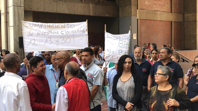 Trabajadores del Ministerio de la Cultura protestan por mejoras salariales #7Feb