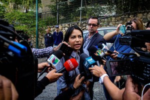 Delsa Solórzano alza su voz por la libertad de los presos políticos secuestrados en los calabozos del régimen