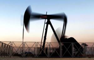 Precio del petróleo volvió a caer y culminó la semana con una pérdida de casi 30 por ciento
