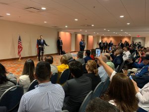 Presidente encargado Guaidó sostuvo encuentro con la diáspora venezolana en Miami (Fotos)