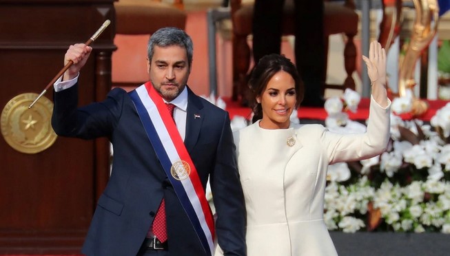 Primera dama de Paraguay también tiene dengue