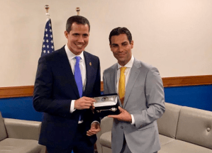 Alcalde de Miami le otorgó la llave de la ciudad a Guaidó (Fotos)
