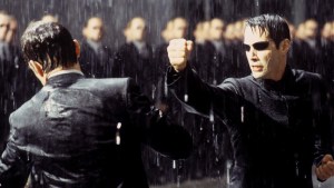 Filtran escenas de Keanu Reeves en pleno rodaje de “Matrix 4” (Fotos y videos)