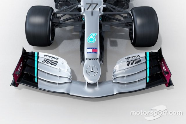 https://www.lapatilla.com/wp-content/uploads/2020/02/mercedes-amg-f1-w11-front-wing-14.jpg?fit=800%2C533&resize=640%2C426