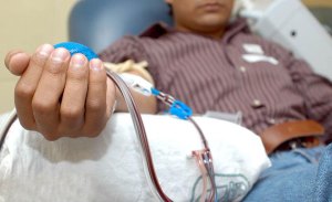 Pacientes hemofílicos fallecen ante la escasez de medicamentos en Nueva Esparta (VIDEO)