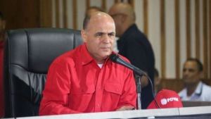 Konzapata: Al general presidente de Pdvsa ya Maduro le quitó el poder