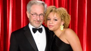 “Soy un animal sexual”: La hija de Steven Spielberg se convirtió en actriz XXX con el apoyo de su padre