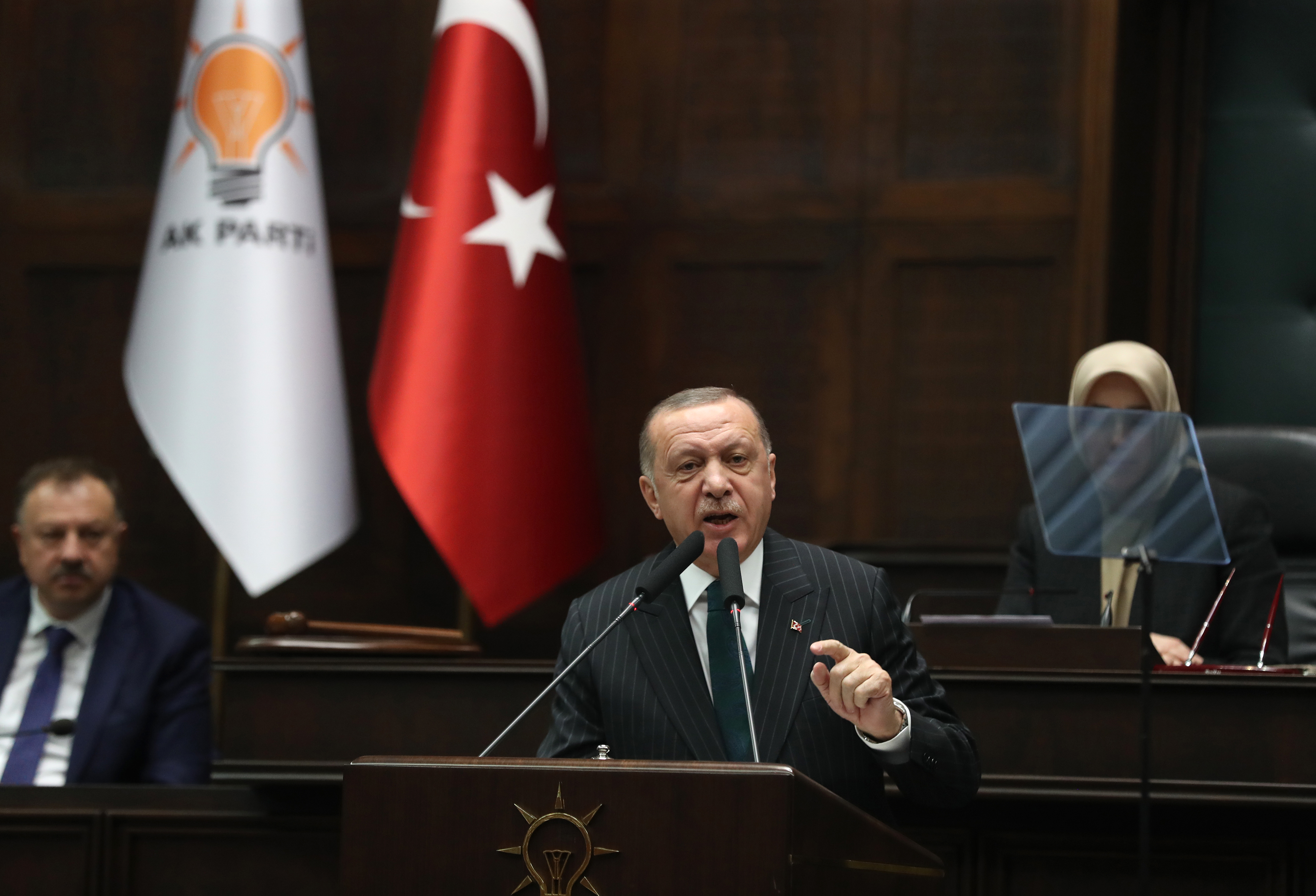 Erdogan acusa a Grecia de violar DDHH y maltratar a refugiados