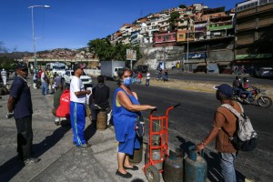 Madres venezolanas celebran su día haciendo “malabares” para sostener sus hogares