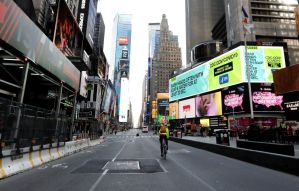 Infractores del distanciamiento social podrían ser arrestados en NYC