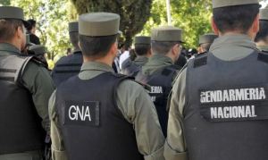 Cárcel para un médico francés por toser sobre un militar diciendo que tenía COVID-19