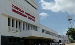 Cuesta aguantar las náuseas en los sucios baños del Hospital Ruiz y Páez de Ciudad Bolívar (Video)
