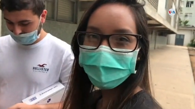 Estudiantes de medicina venezolanos se suman al combate del Covid-19 (video)