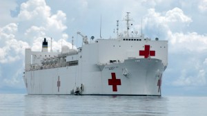 Barco hospitalario de la Fuerza Naval viene a Los Ángeles