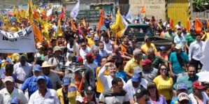 Embajada Virtual de EEUU calificó de cobardes a colectivos que agredieron la concentración de Guaidó en Lara