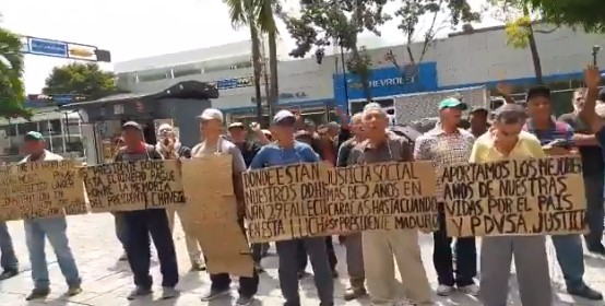 Extrabajadores de Pdvsa protestan en el Pnud por pagos retrasados #9Mar (Video)