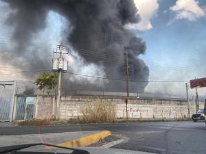 Siga #EnVivo el incendio del CNE en Fila de Mariches este #7Mar por lapatilla y @VPItv