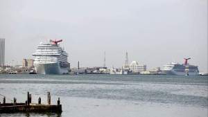 Carnival ofrece sus cruceros para que funcionen como hospitales