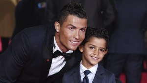 ¡Ya es millonario! El hijo mayor de Cristiano Ronaldo está en Instagram 
