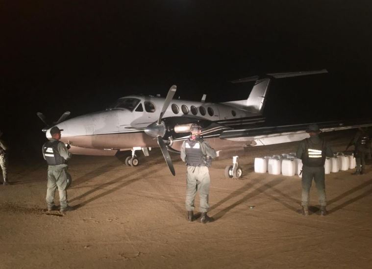 GNB interceptó aeronave presuntamente empleada para el narcotráfico en Falcón (Fotos)