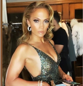 ¡Señor MULTIPLÍCALA! Las “fotazas” que lanzó Jennifer Lopez en plena cuarentena