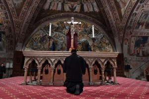 Más de 100 sacerdotes han muerto en Italia con el coronavirus