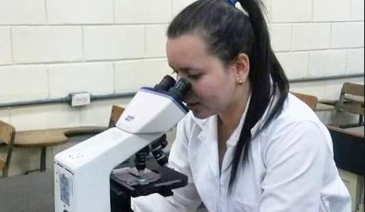 En plena pandemia régimen confina con arresto domiciliario a bionalista Andrea Sayago