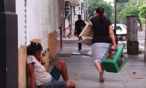 El coronavirus agrava la crisis ¿Cómo viven la cuarentena venezolanos sin hogar? (Video)