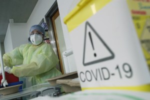 Más de 60.000 muertos por coronavirus en el mundo, según balance de AFP