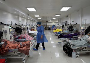 Especialistas hacen fuerte advertencia a gobiernos de Latinoamérica sobre sus sistemas de salud
